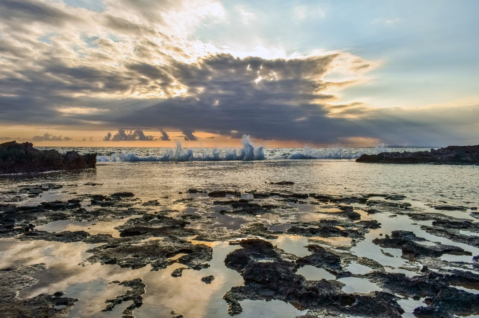 Nikon D3300 sample photo. Rocky coast, sea, waves photography