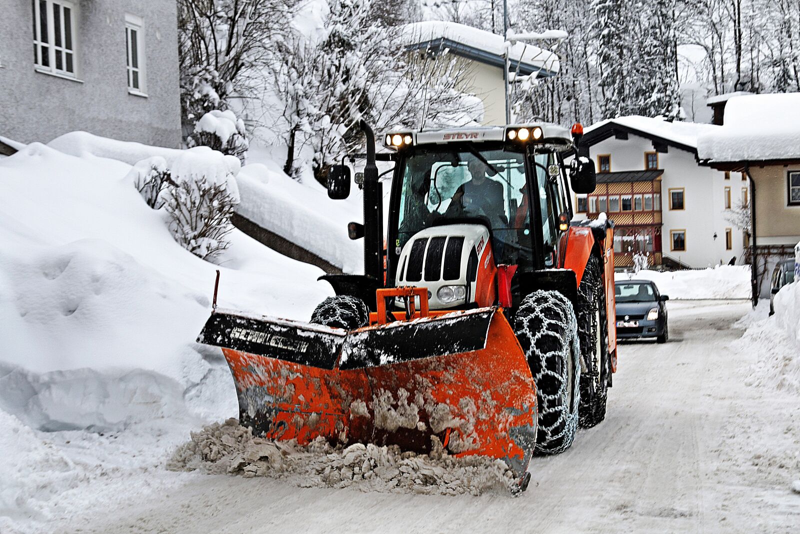 Canon EOS 70D + Canon EF 24-105mm F4L IS USM sample photo. Snow plough, room service photography
