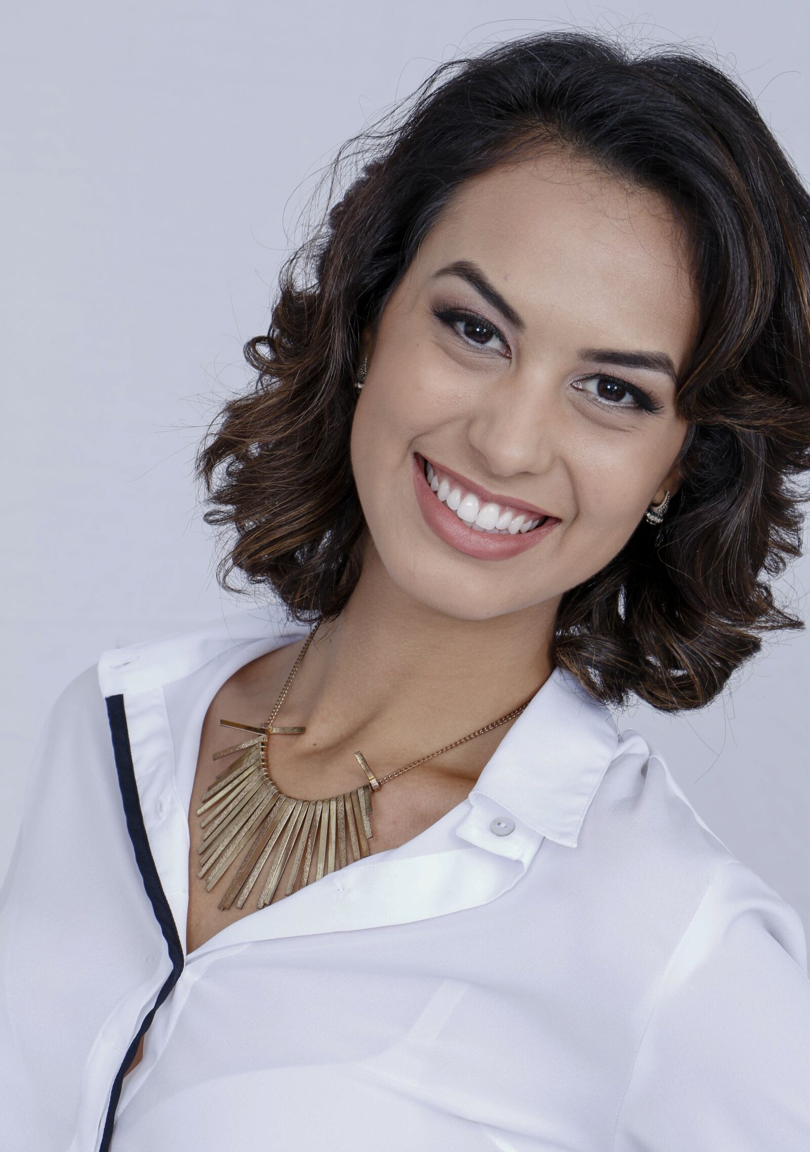 Canon EOS 70D sample photo. Woman, smiling, happy photography