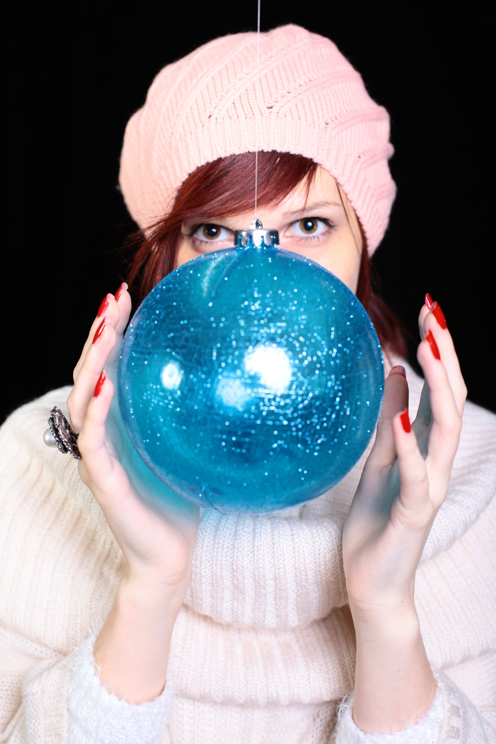 Canon EF 50mm F1.4 USM sample photo. Bowls, girls, woman photography