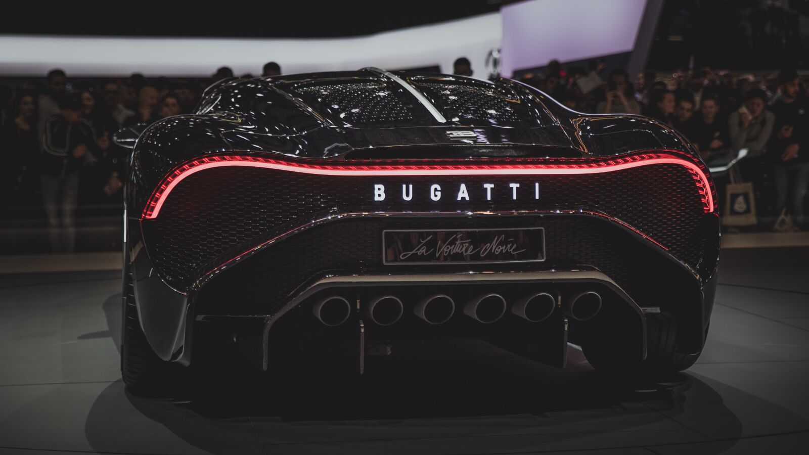 Canon EOS 5D Mark IV sample photo. Auto, bugatti, automobile photography