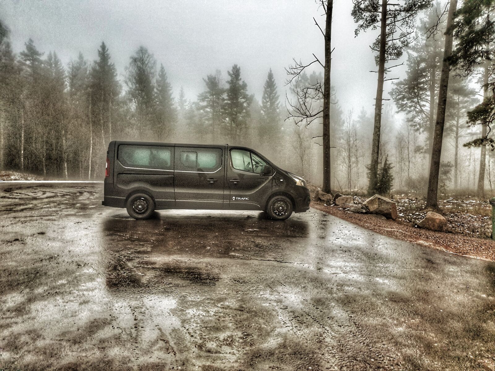Samsung Galaxy Note9 sample photo. Car, wagon, black wagon photography