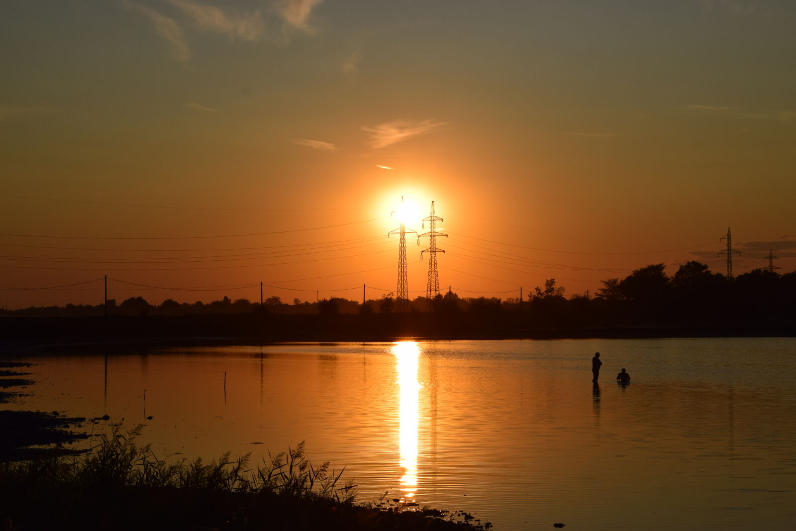 Nikon D3300 + Nikon AF-P DX Nikkor 18-55mm F3.5-5.6G sample photo. Sunset, romantic, summer, beautiful photography