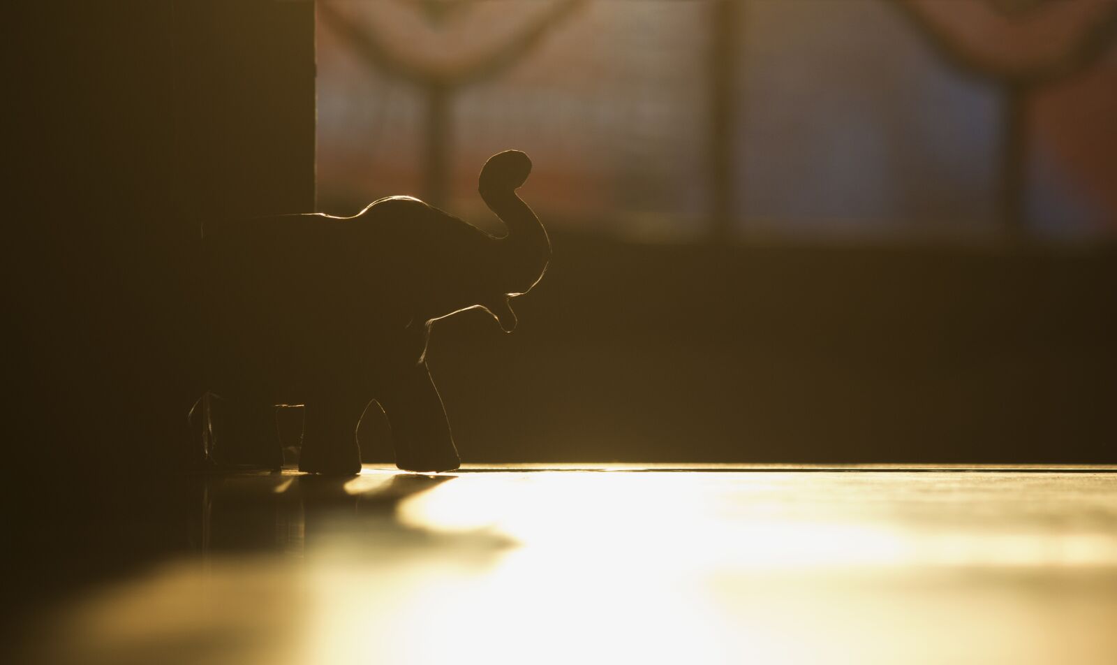 Canon EOS 700D (EOS Rebel T5i / EOS Kiss X7i) sample photo. House, blur, light photography