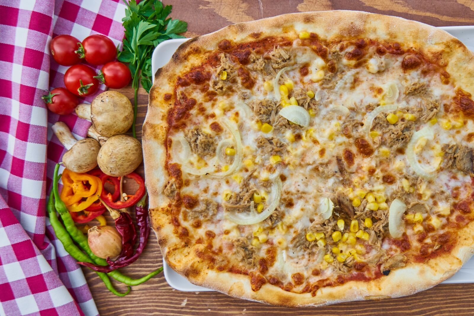 Sony a7R II sample photo. Pizza, dough, tomato photography