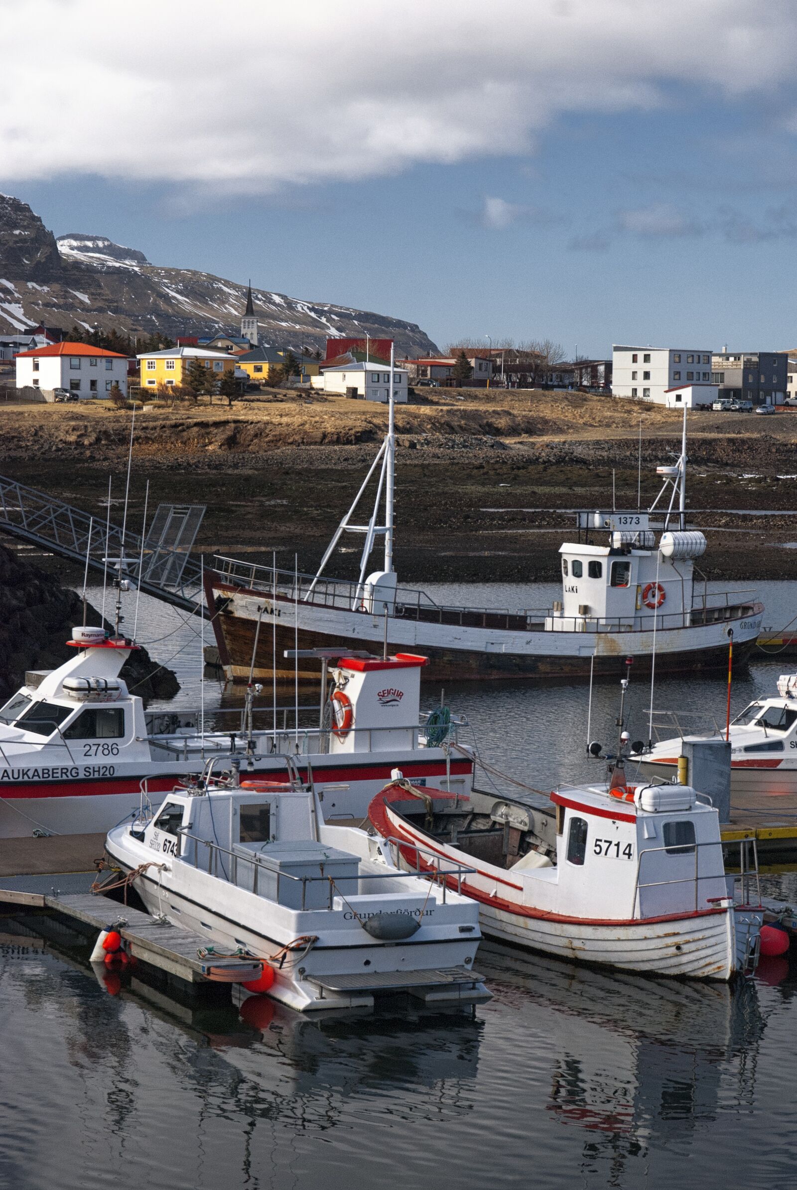 Nikon D80 sample photo. Iceland, sea, ship photography