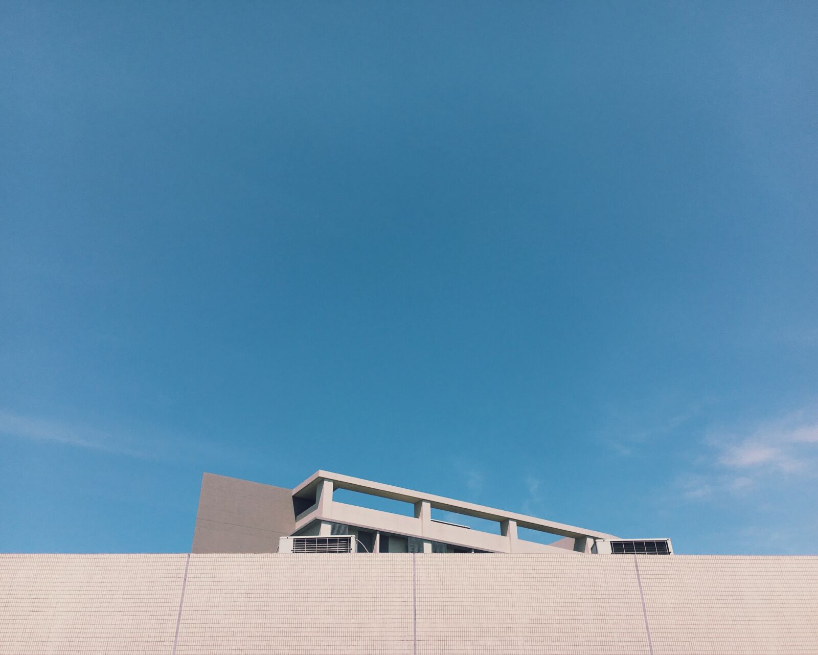 Apple iPhone 6s sample photo. Architecture, blue sky, building photography