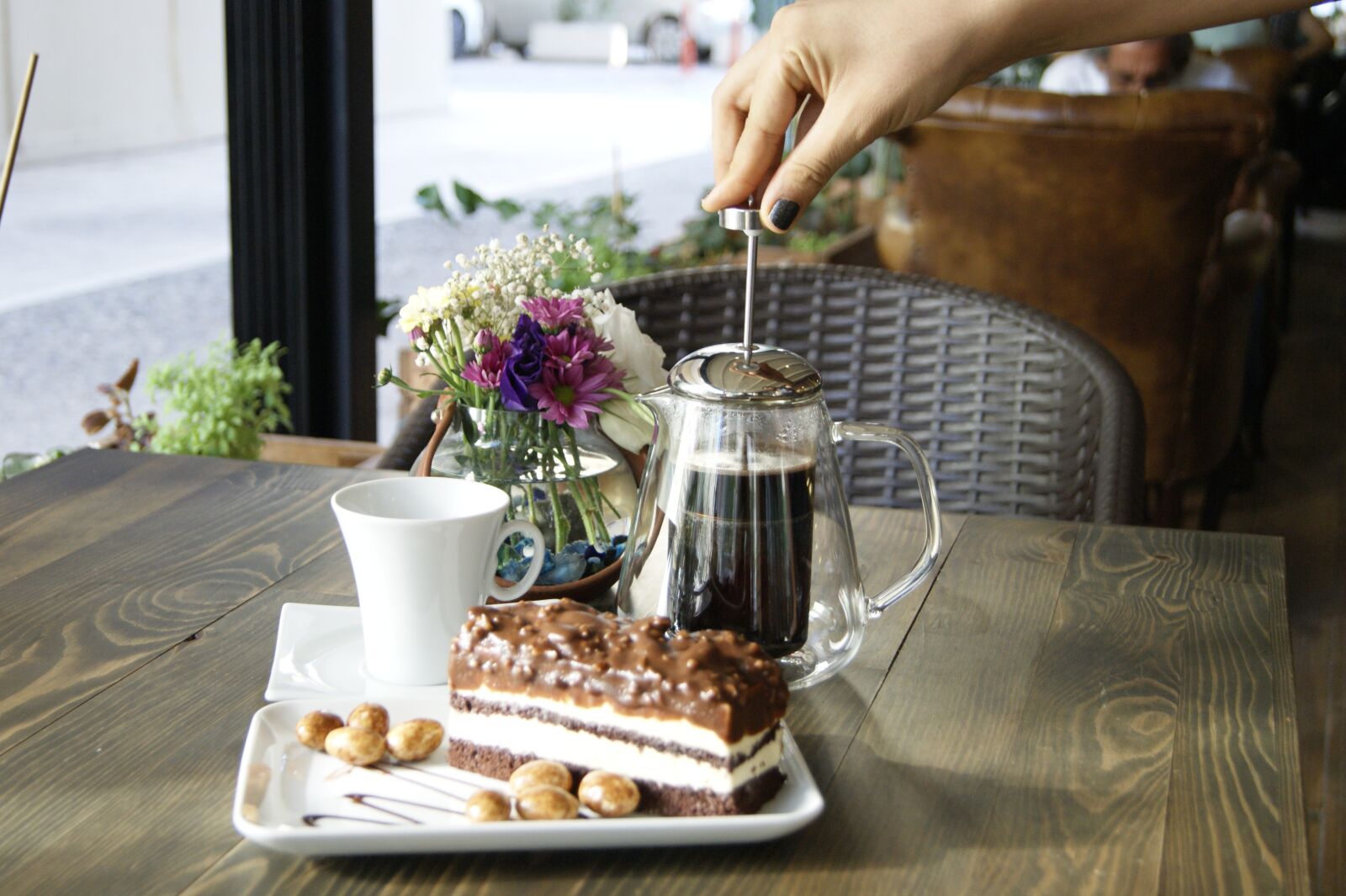 Sony Alpha DSLR-A290 sample photo. Cake, filter, coffee photography