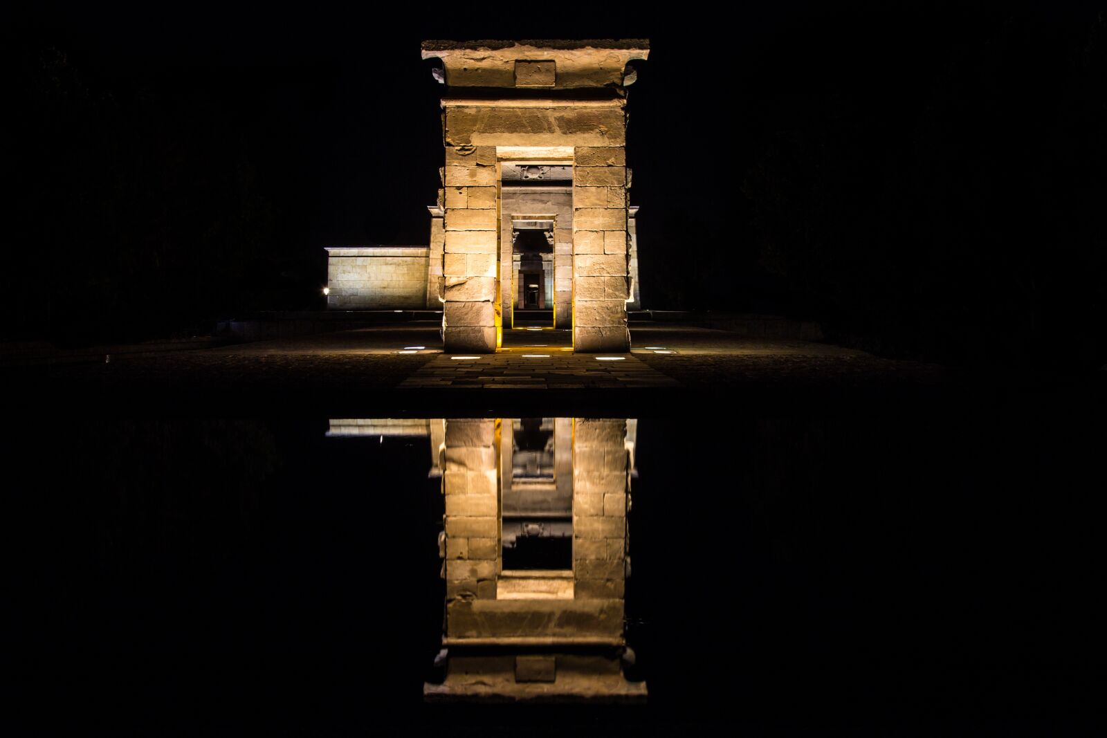 Canon EOS 60D + Canon EF 24-105mm F4L IS USM sample photo. Architecture, travel, outdoors photography