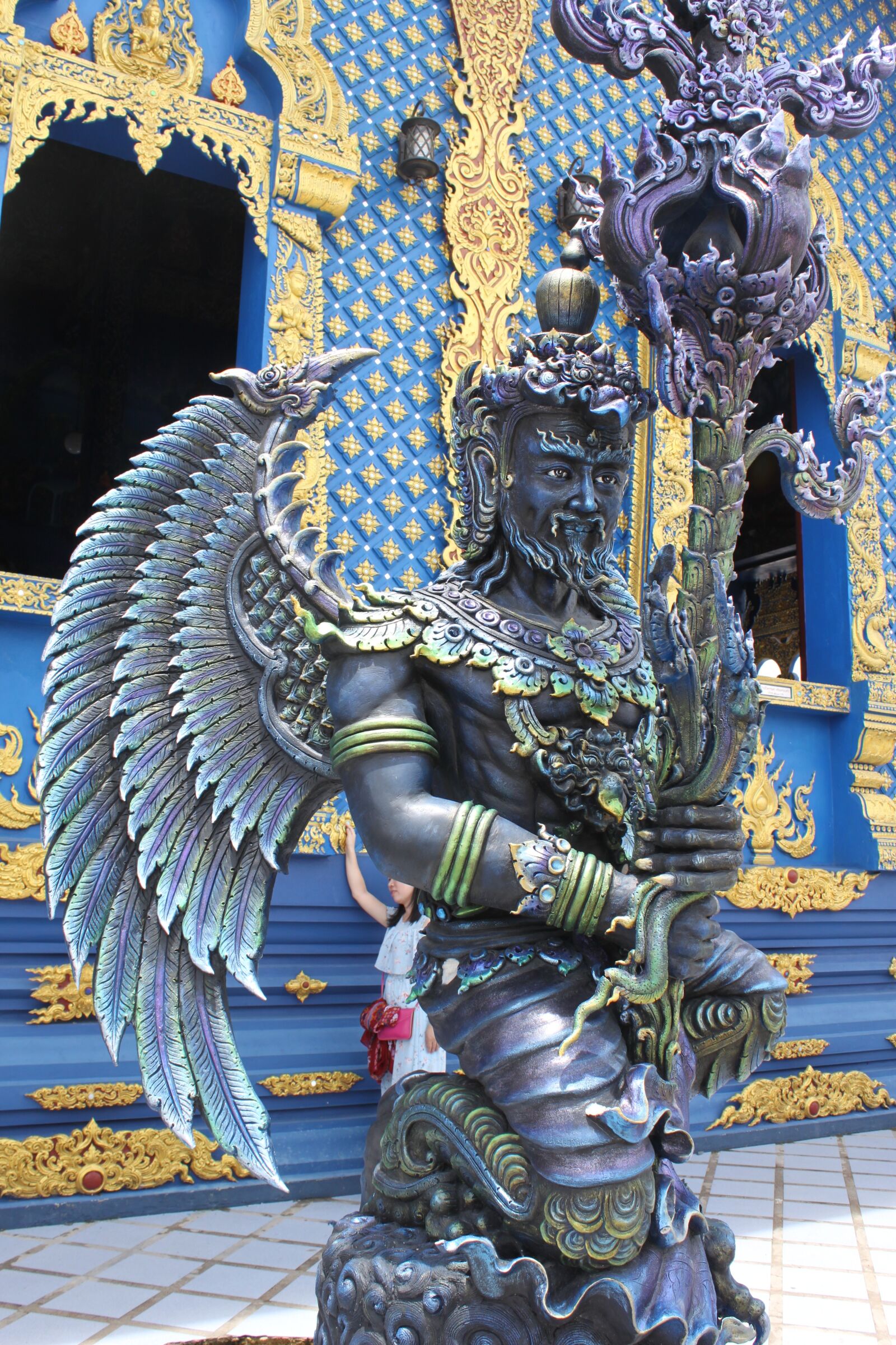 Canon EOS 500D (EOS Rebel T1i / EOS Kiss X3) sample photo. Figure, blue, thailand photography