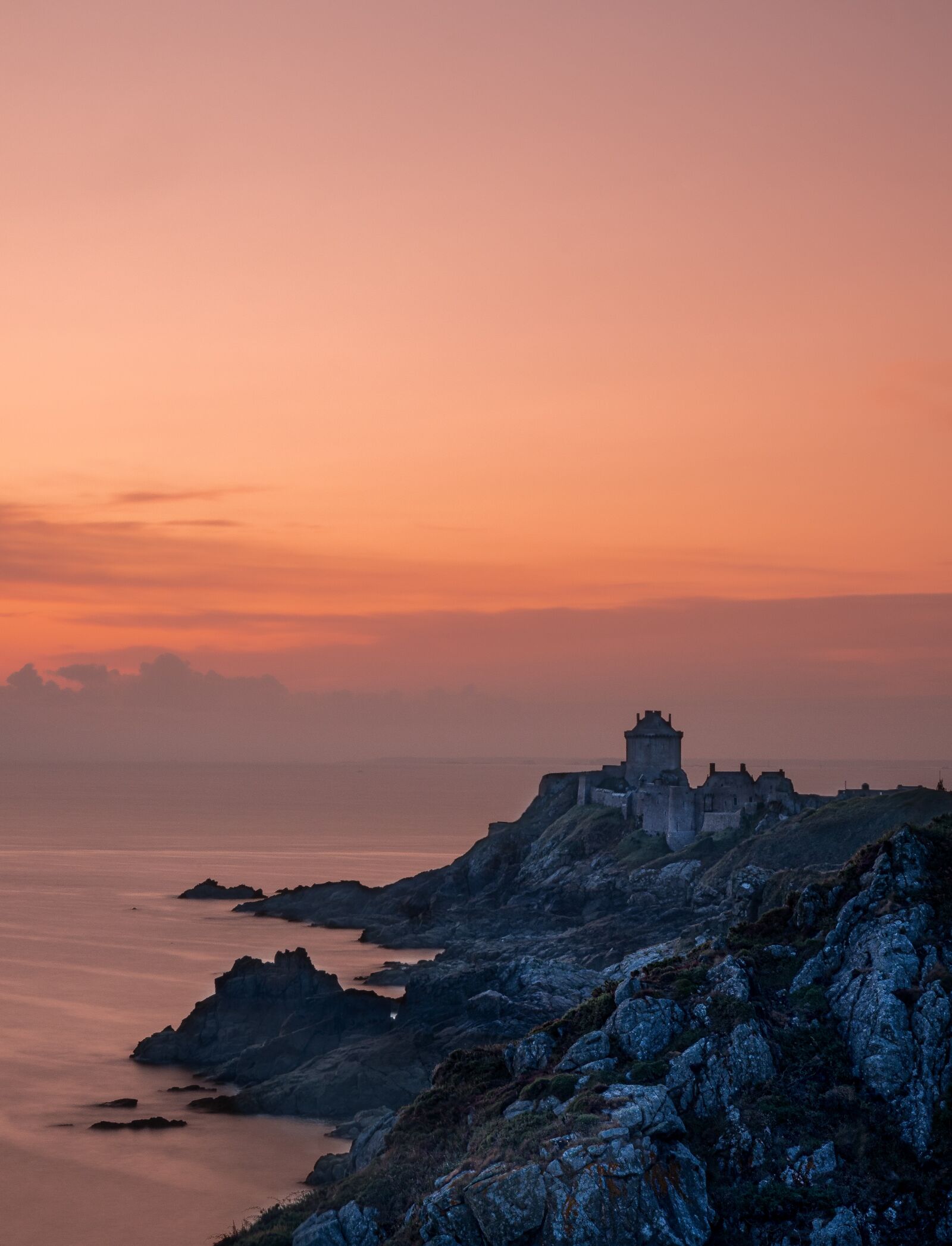 Olympus OM-D E-M1 Mark II + Olympus M.Zuiko Digital ED 12-40mm F2.8 Pro sample photo. Sunrise, sea, water photography