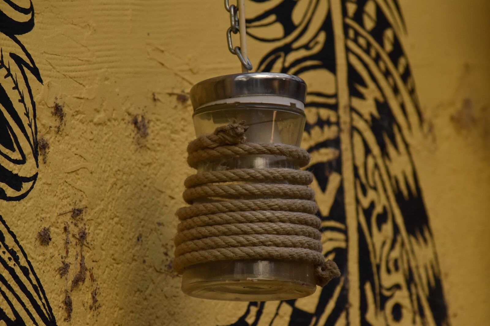 Nikon D5500 sample photo. Graffiti, hanging, lamp, rope photography