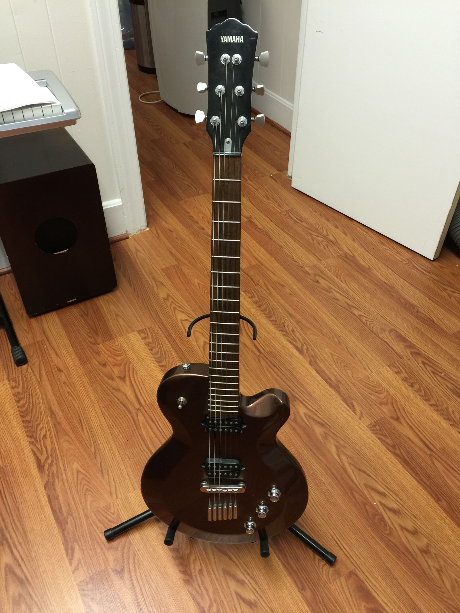 iPhone 6 Plus back camera 4.15mm f/2.2 sample photo. Electric, guitar photography