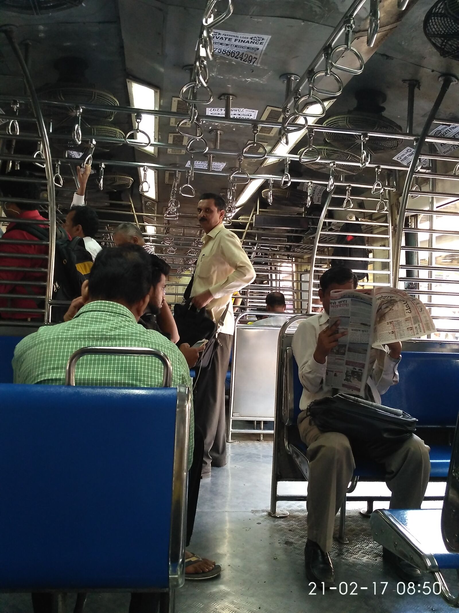 Xiaomi Redmi 3S sample photo. Mumbai, local, train photography