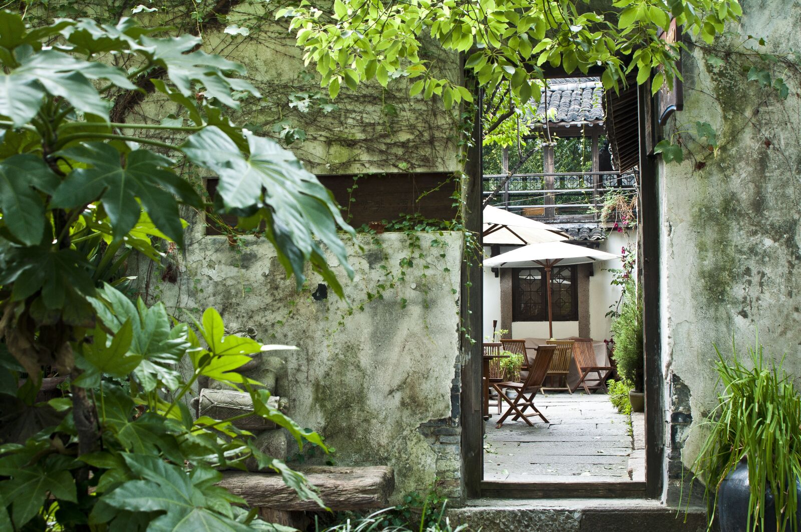 Nikon D300S sample photo. Wuzhen, building, ancient architecture photography