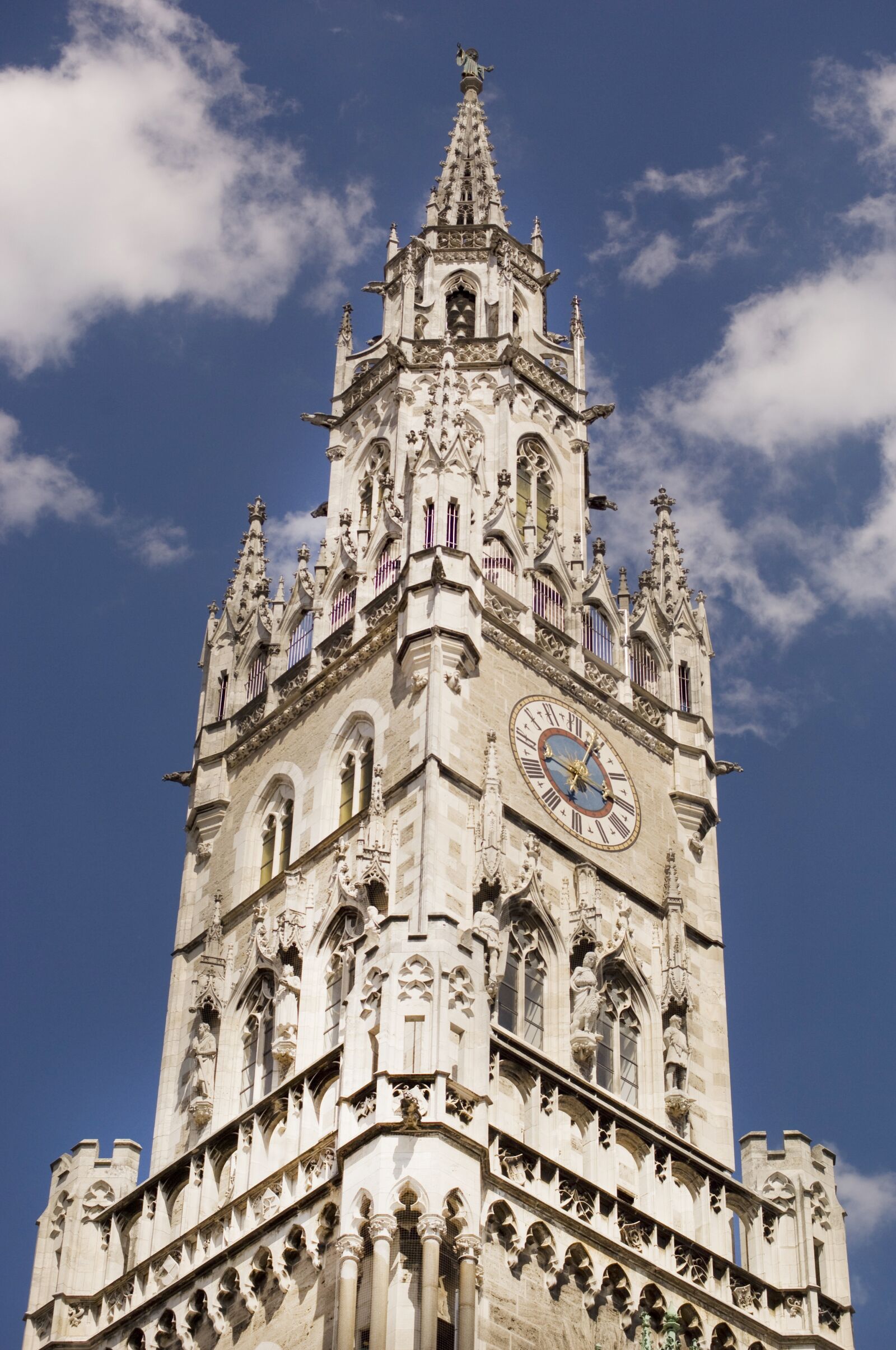 Nikon D2X sample photo. Munich, church, clock tower photography