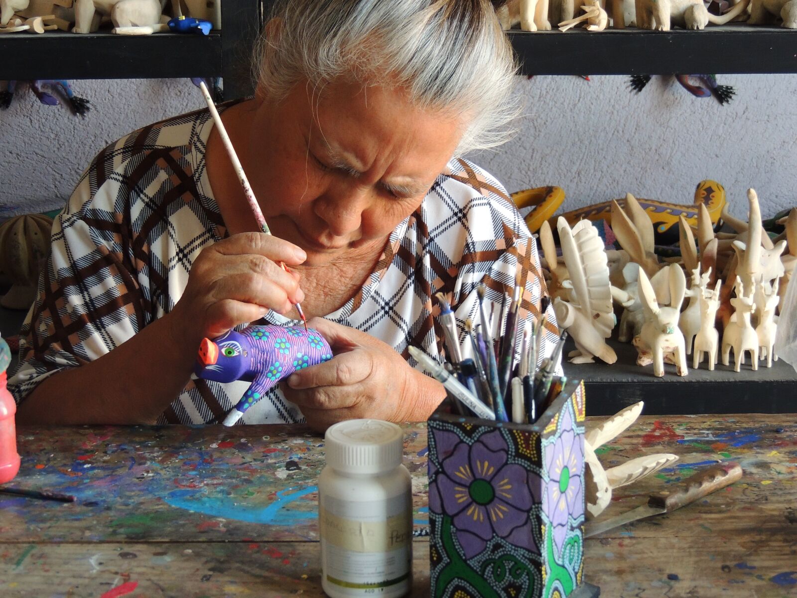 Nikon Coolpix P510 sample photo. Women, worker, craftswoman photography