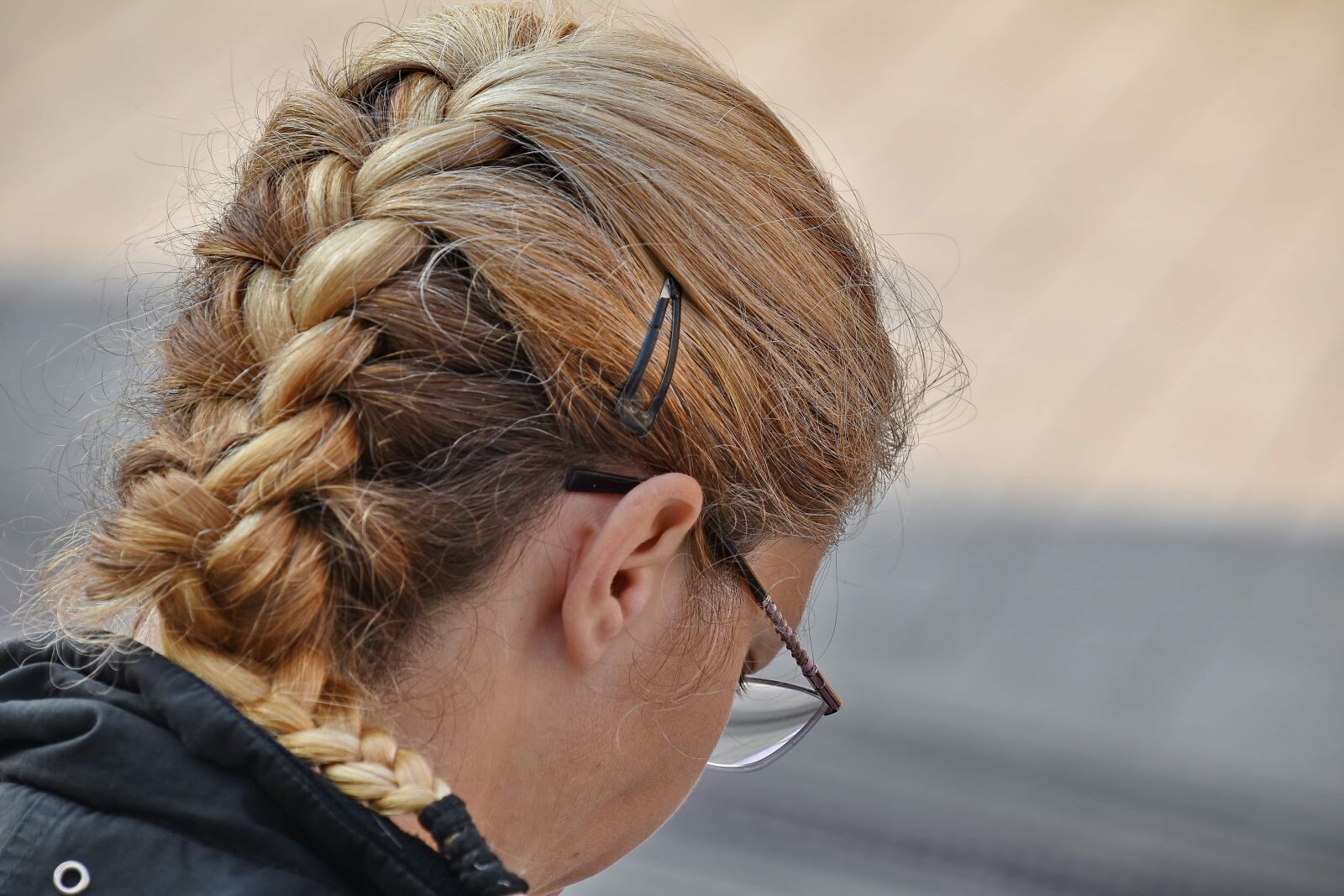Nikon D5500 sample photo. Blonde hair, ear, eyeglasses photography