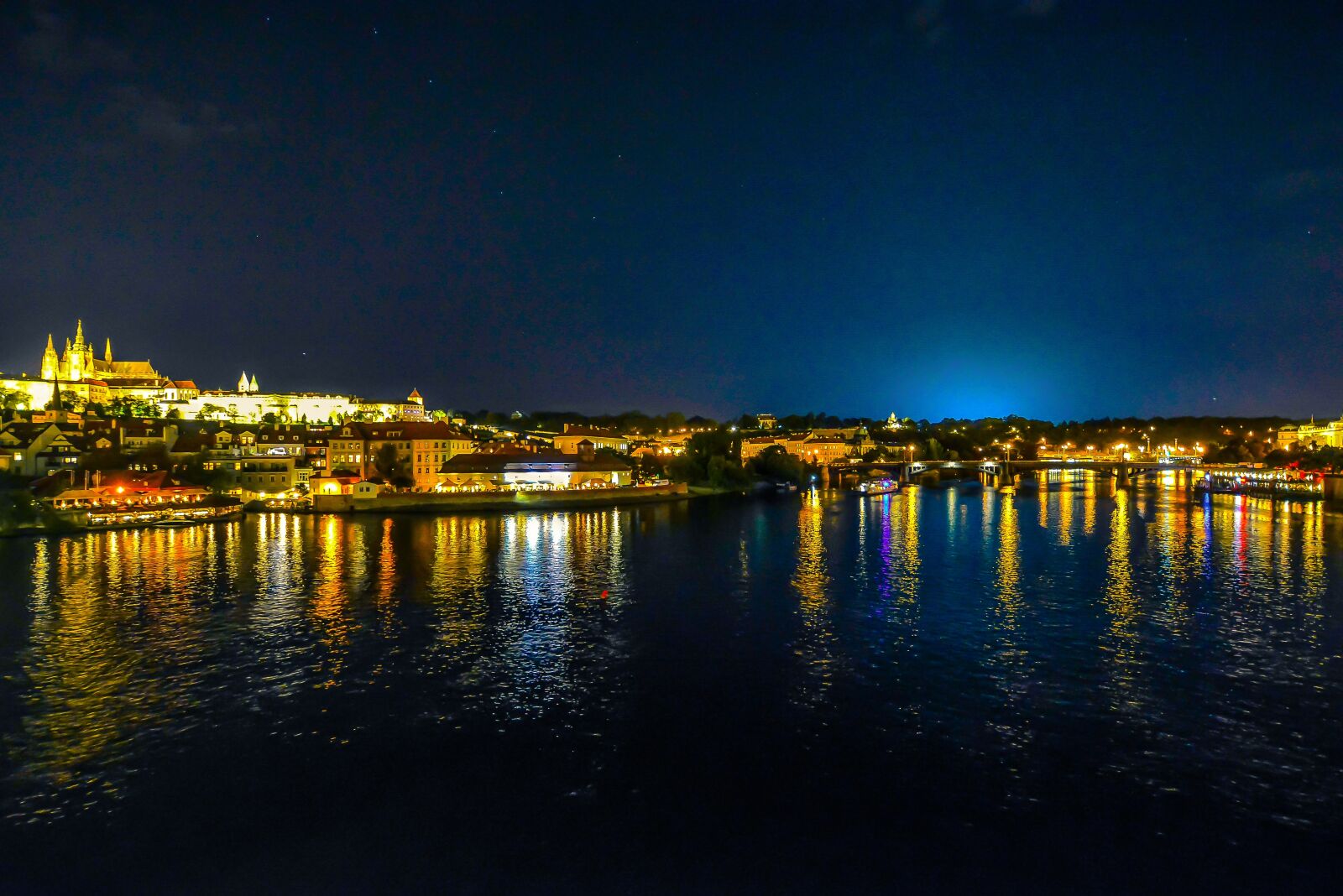 Nikon D5200 sample photo. Prague, river, castle photography