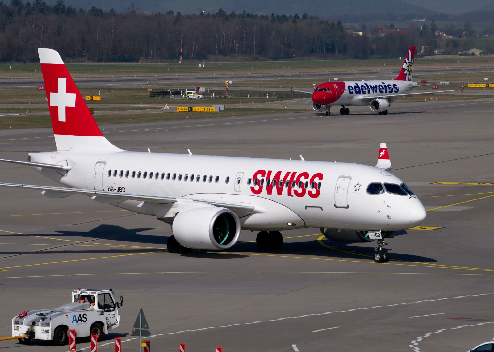 Nikon D300S sample photo. Swiss, aircraft, bombardier cs100 photography