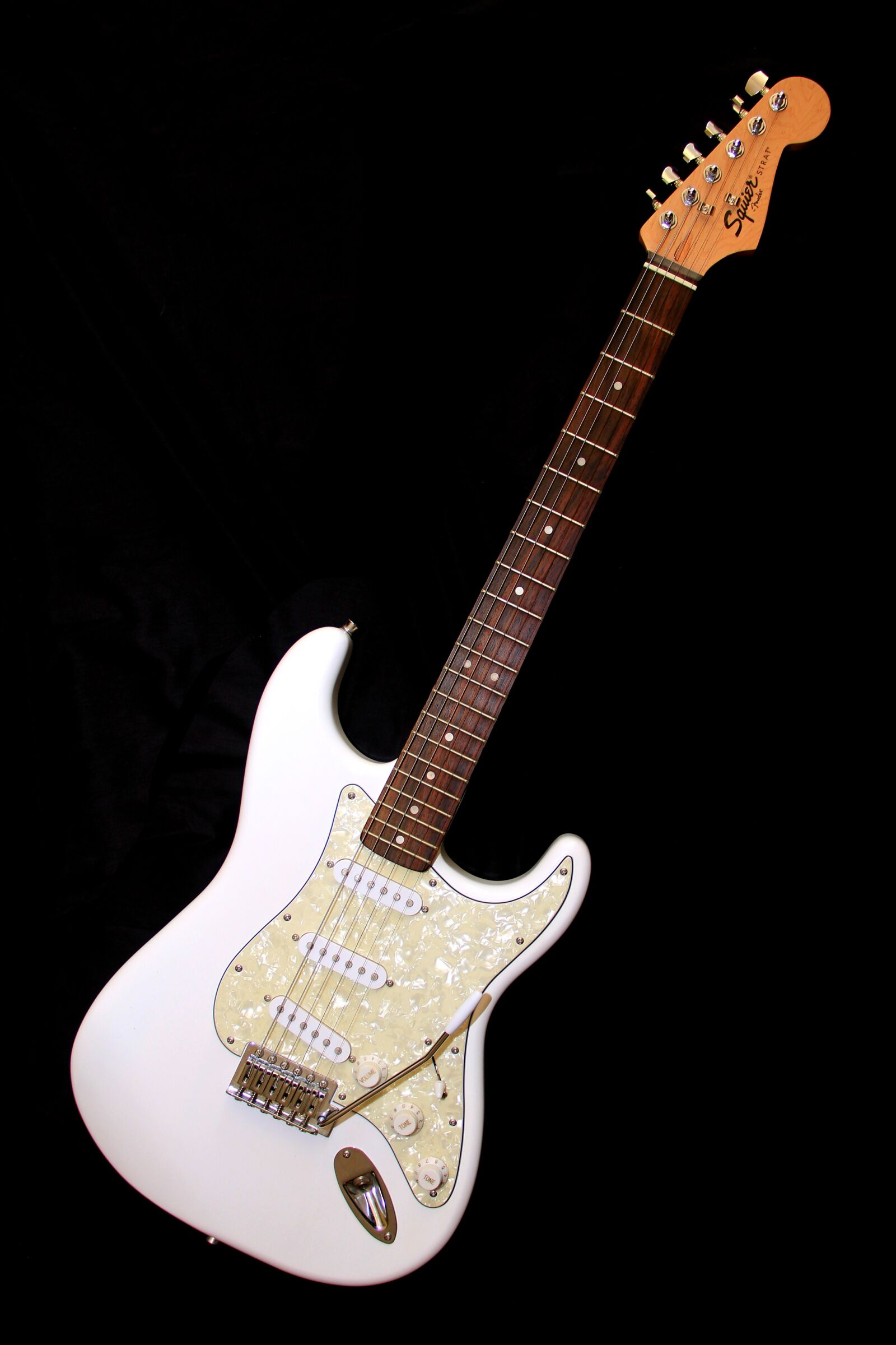 Canon EOS 60D sample photo. Electric, guitar, stratocaster photography