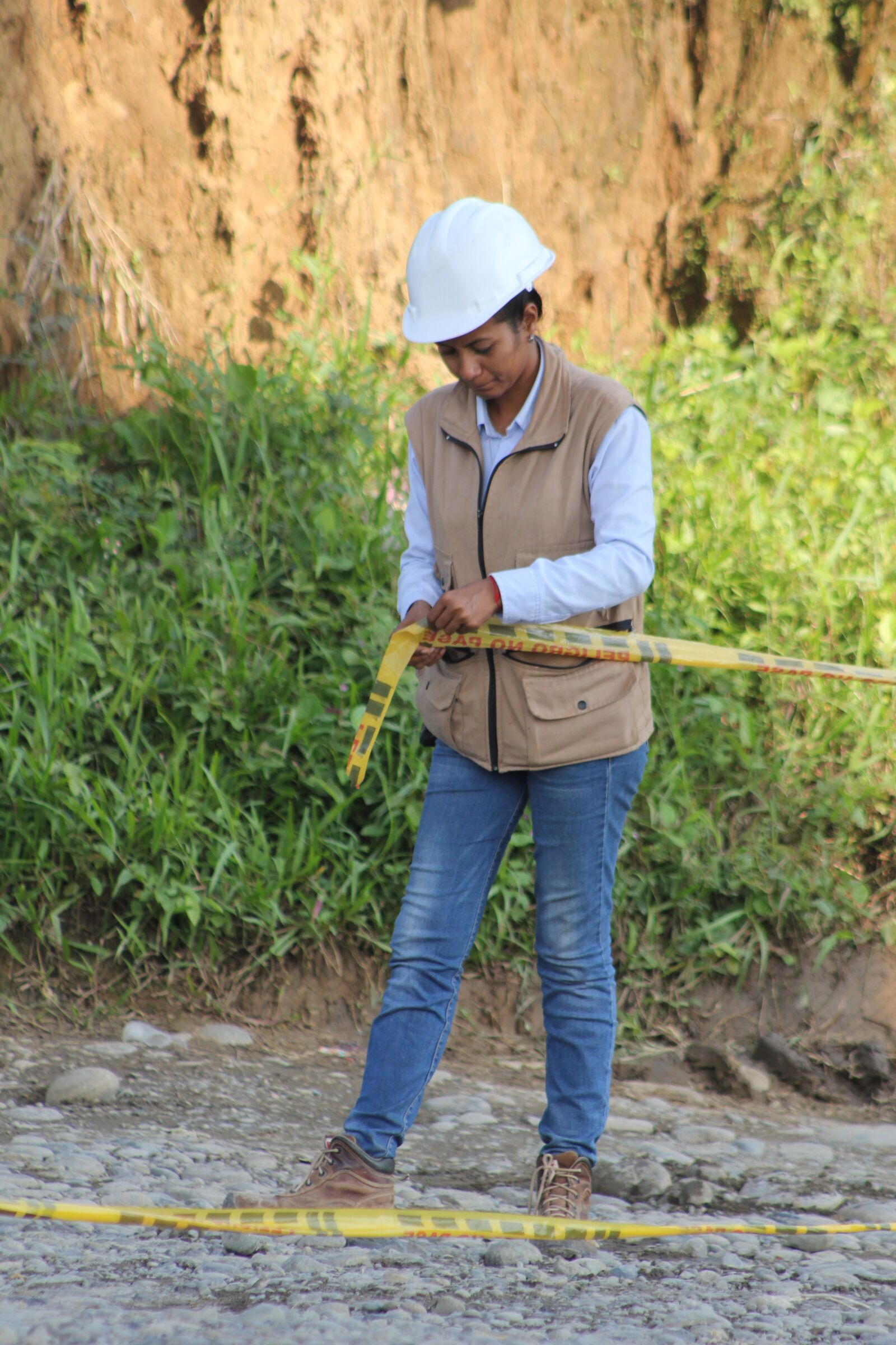 Canon EOS 550D (EOS Rebel T2i / EOS Kiss X4) sample photo. Engineer, work, civil works photography