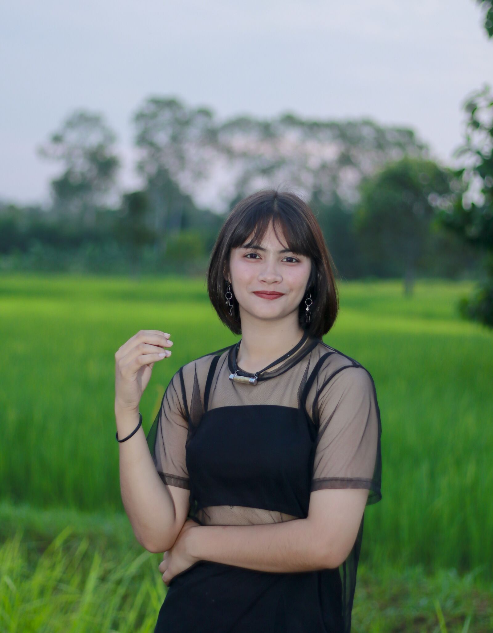 Canon EF 50mm F1.8 II sample photo. Women, lovely, view photography