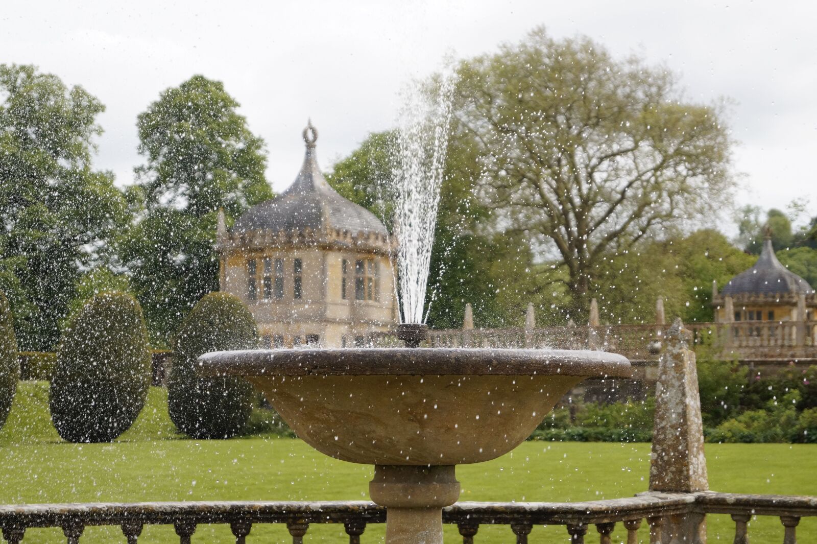 Sony SLT-A58 sample photo. Water, drip, fountain photography