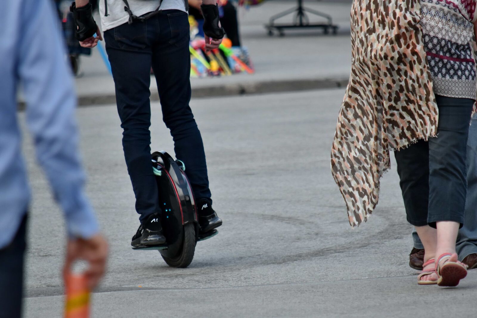 Nikon D5500 sample photo. Crowd, street, road, people photography
