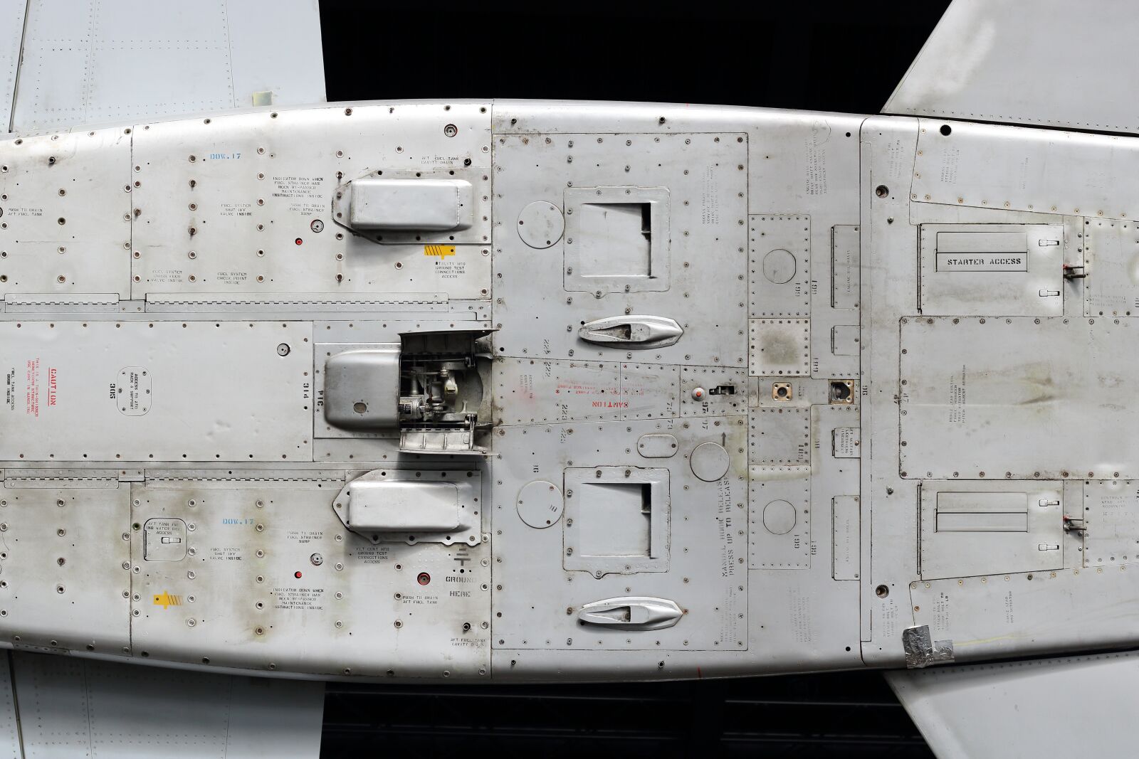 Canon EF 50mm F1.8 STM sample photo. Northrop, nf-5, fighter photography