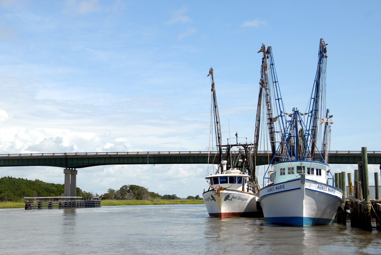 Nikon D200 sample photo. Shrimp boat, nets, netter photography