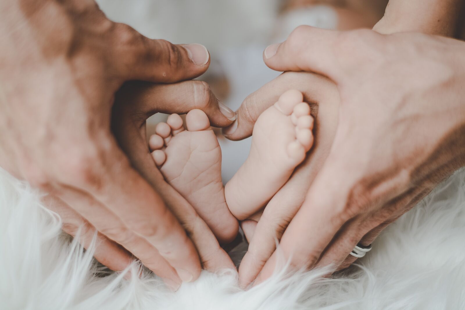 Nikon D5200 sample photo. Baby feet, feet, baby photography