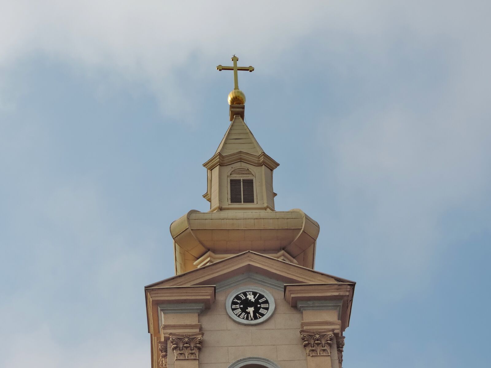 Nikon Coolpix P520 sample photo. Chapel, church tower, gold photography