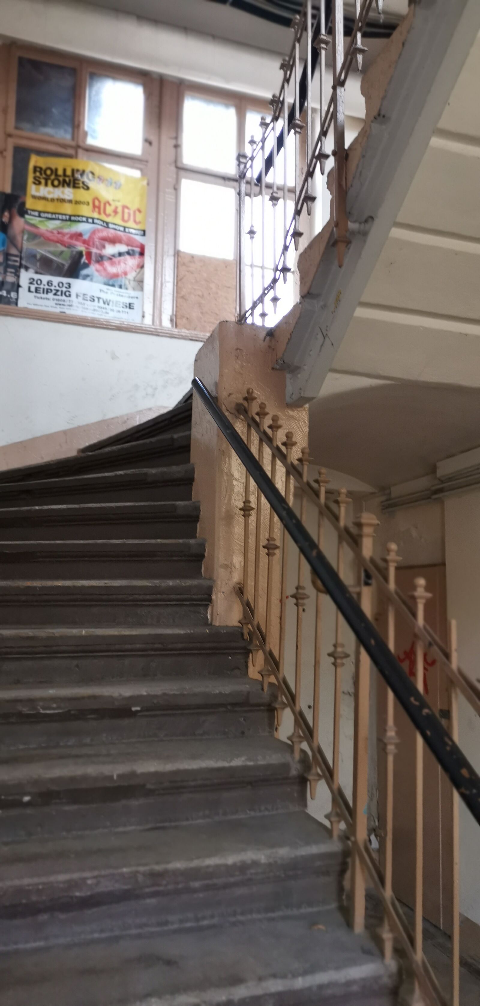 HUAWEI Mate 20 Pro sample photo. Stairs, staircase, architecture photography
