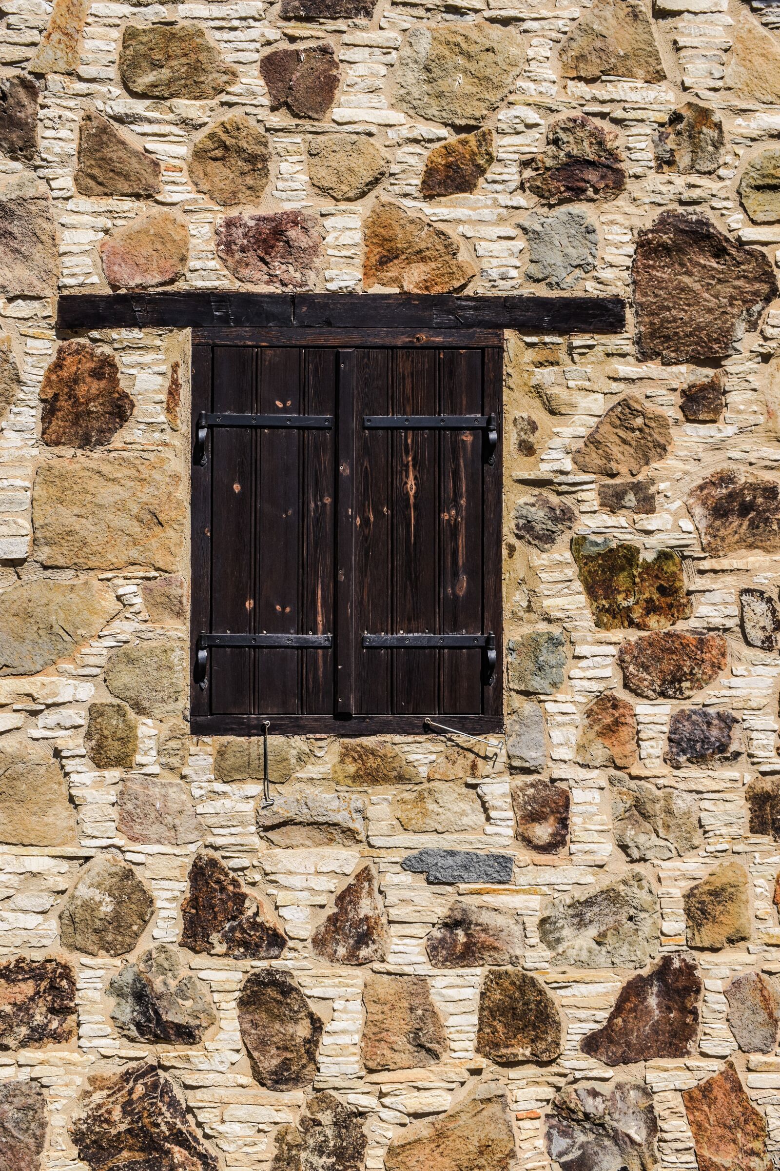 Nikon D3300 sample photo. Wall, window, stone built photography