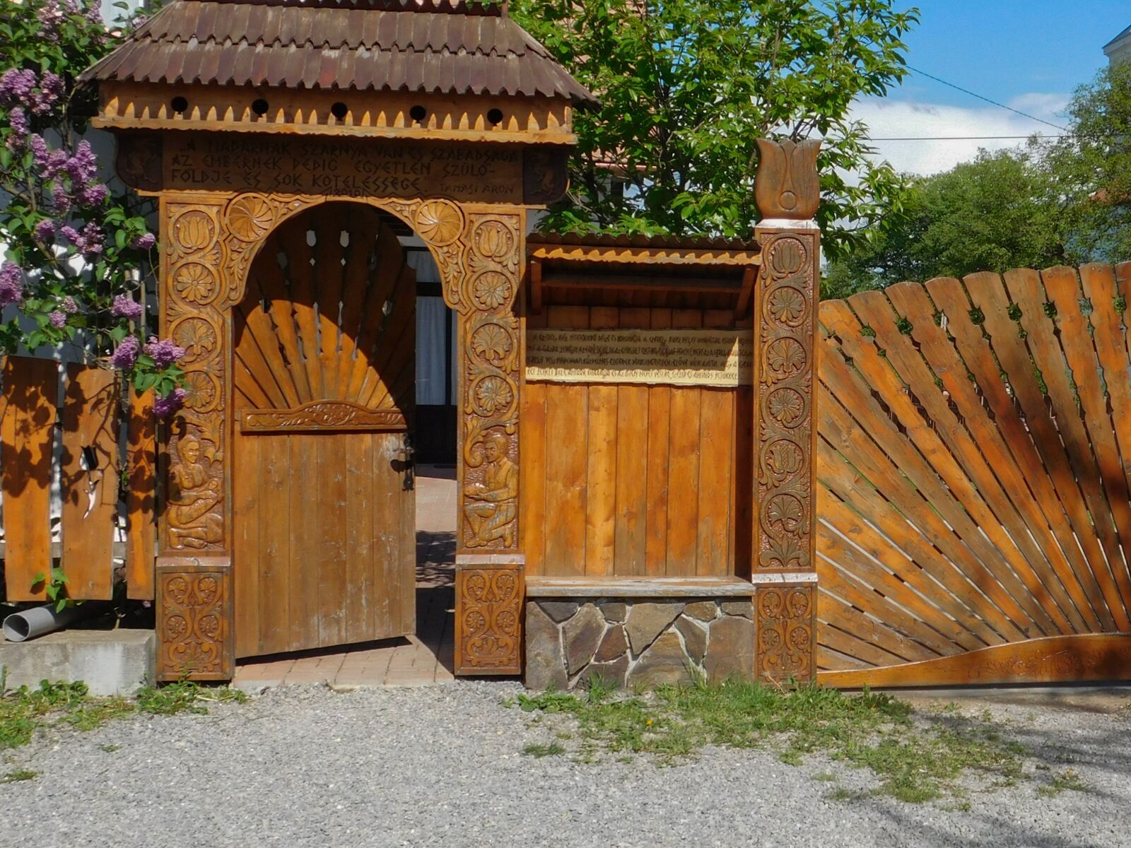 Nikon Coolpix L840 sample photo. Sz kely gate, tradition photography