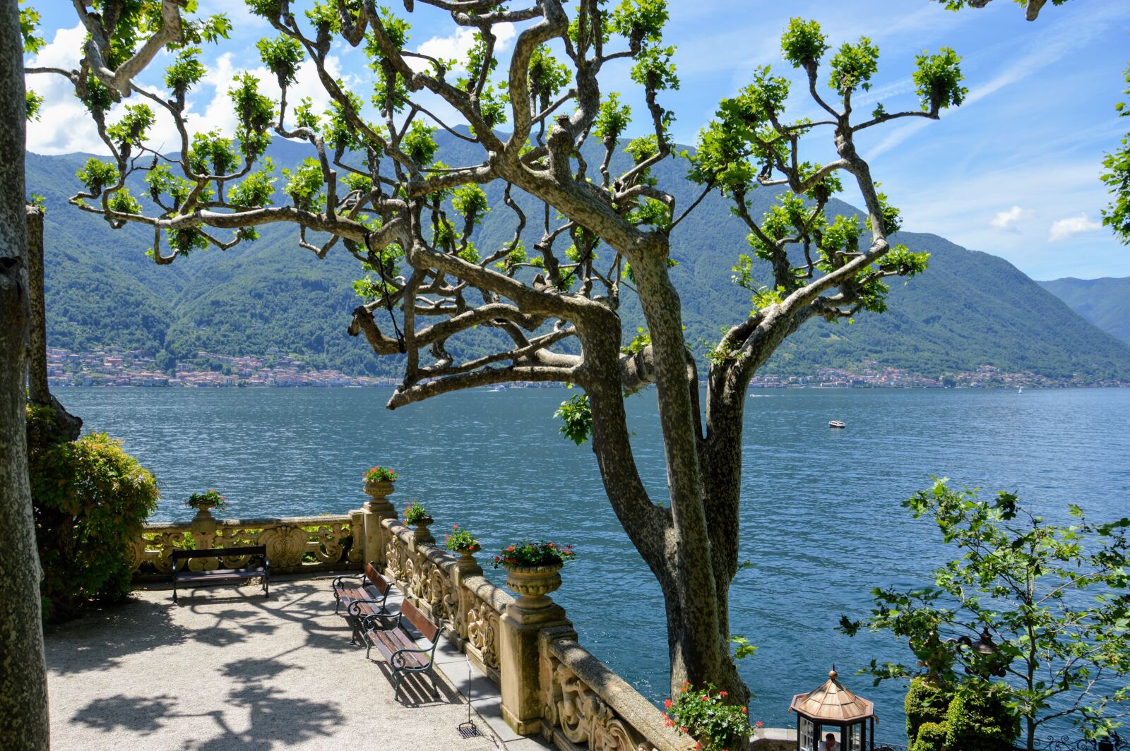 Nikon D3200 sample photo. Lake, como, italy photography