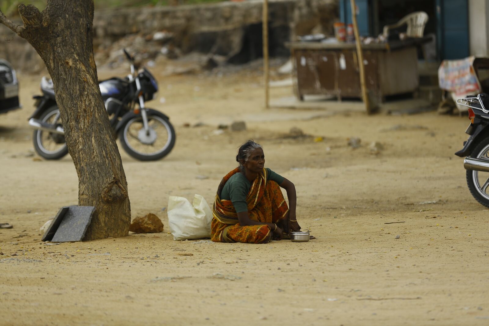Canon EOS 5D Mark III sample photo. Old lady in village photography