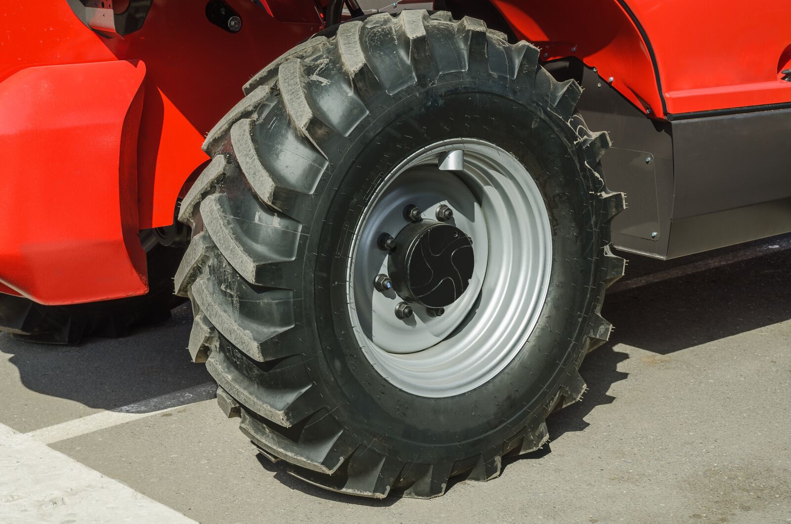 Nikon D7000 sample photo. Wheel, black, transportation photography