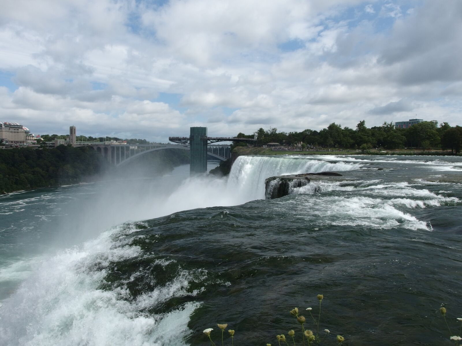 Olympus XZ-2 iHS sample photo. Waterfall, waterfalls, river photography