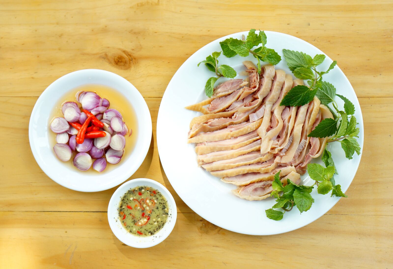 Sony Alpha NEX-F3 + Sony E 18-55mm F3.5-5.6 OSS sample photo. Food, chicken, vegetables photography