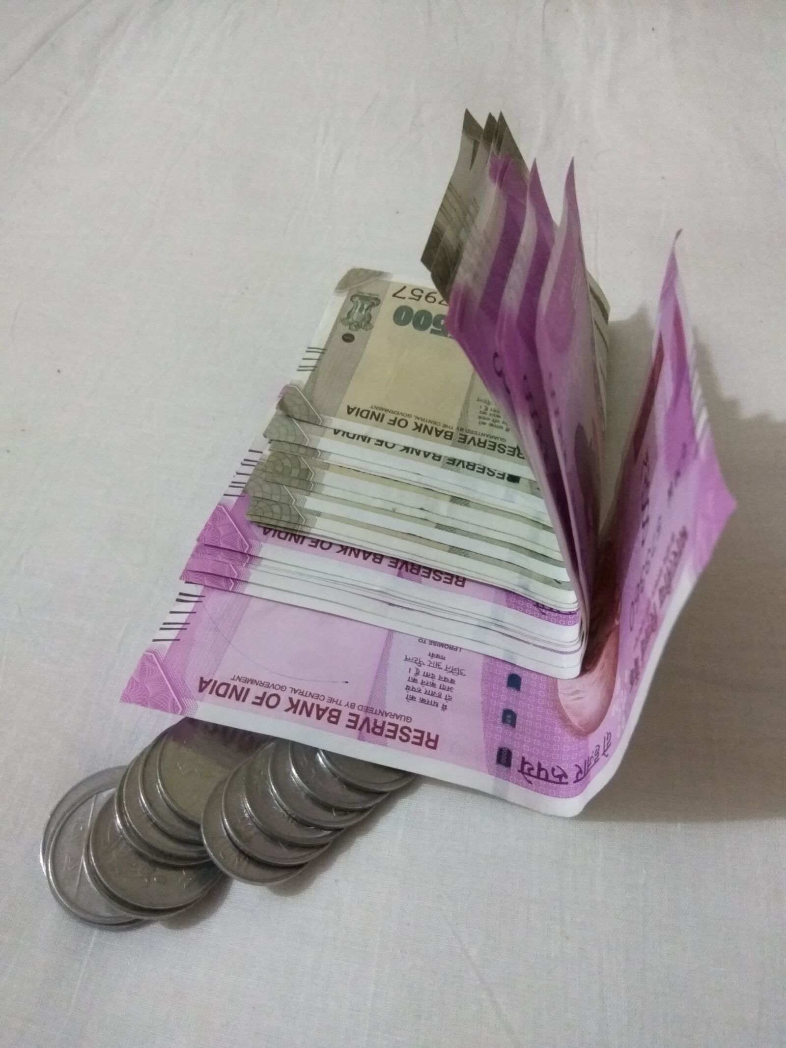Xiaomi Redmi Note3 sample photo. Currency photography