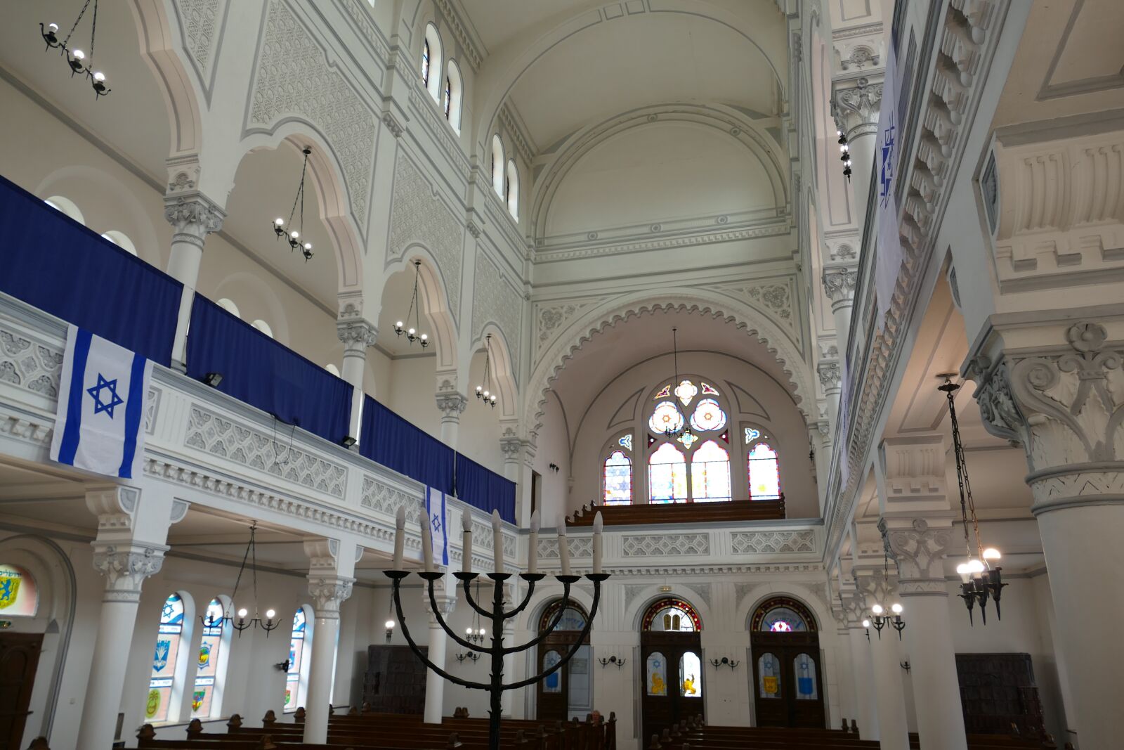 Panasonic Lumix DMC-FZ1000 sample photo. Synagogue, religion, judaism photography