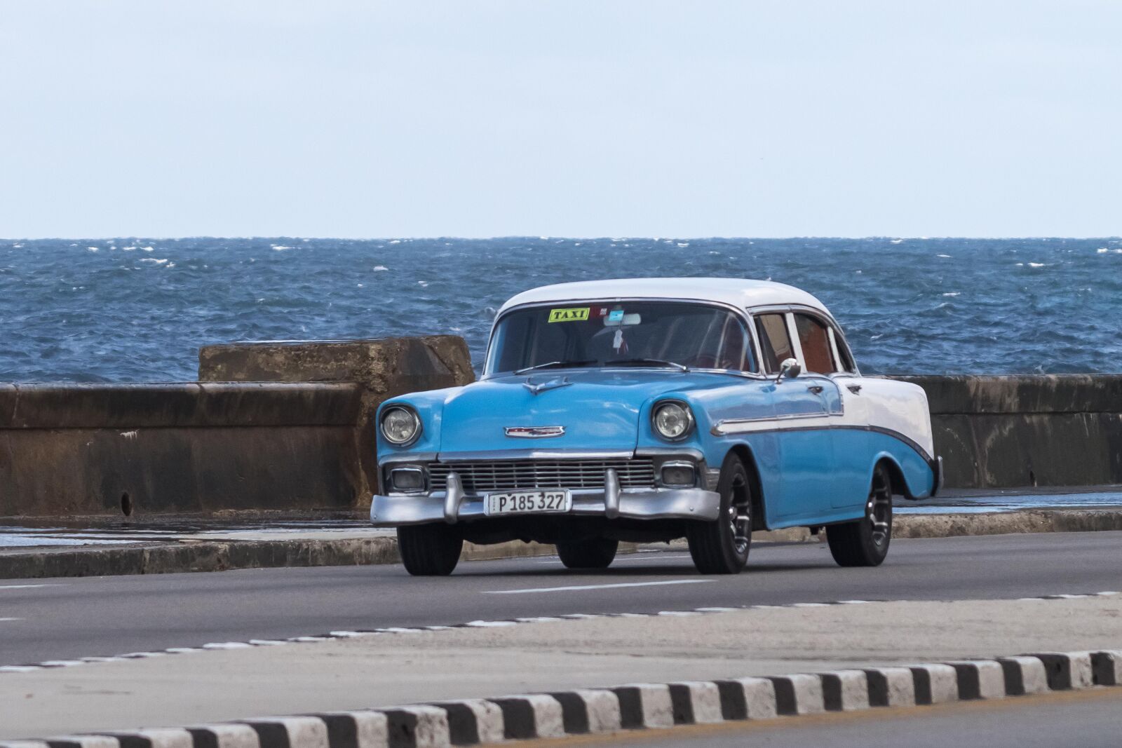 Canon EOS 7D Mark II sample photo. Cuba, habana, malecón photography