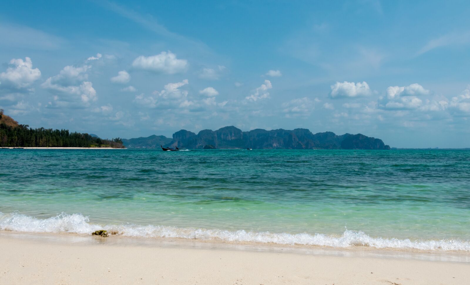 Nikon D5600 sample photo. Thailand, sea, beach photography