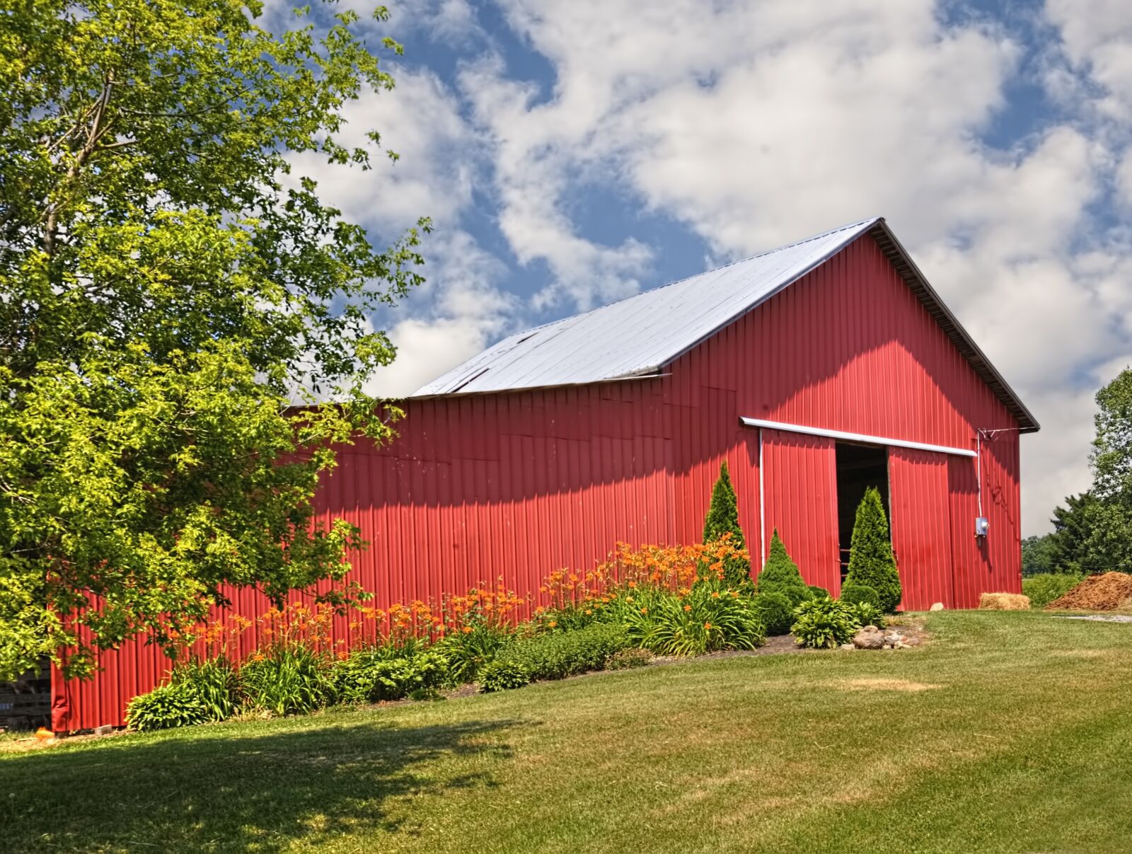 Canon EOS 5D Mark II sample photo. Barn, rustic, barns photography