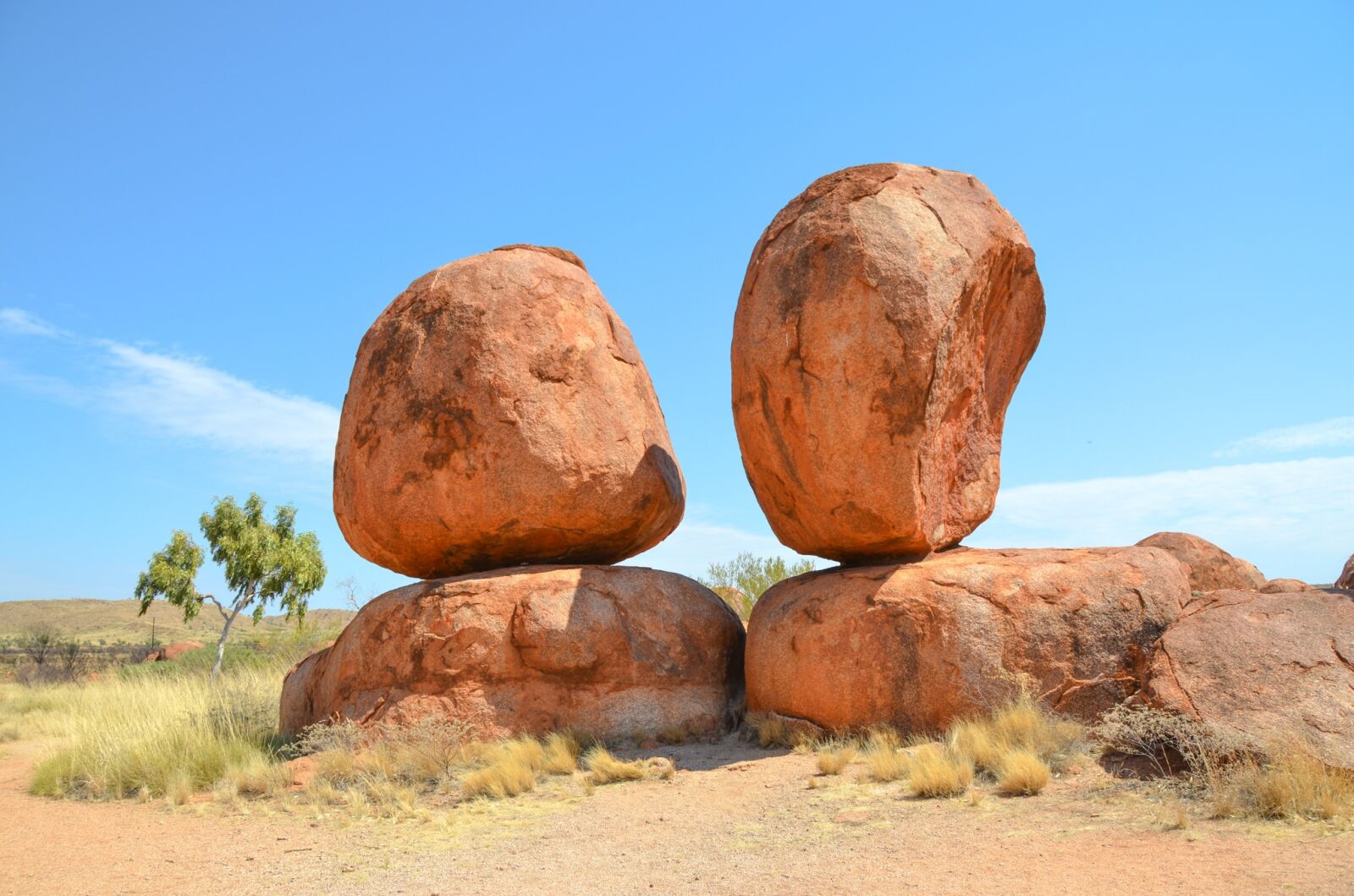 Nikon D5100 sample photo. Devils marbles, karlu karlu photography