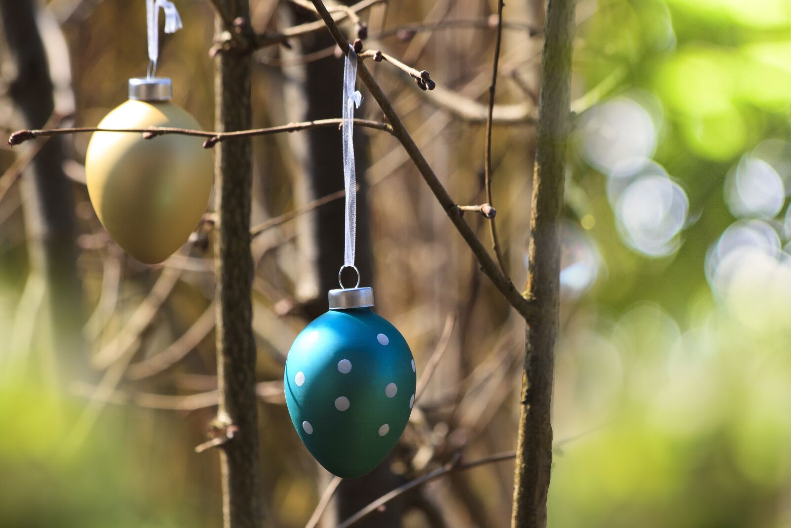 Canon EOS 50D sample photo. Easter, glass eggs, gold photography