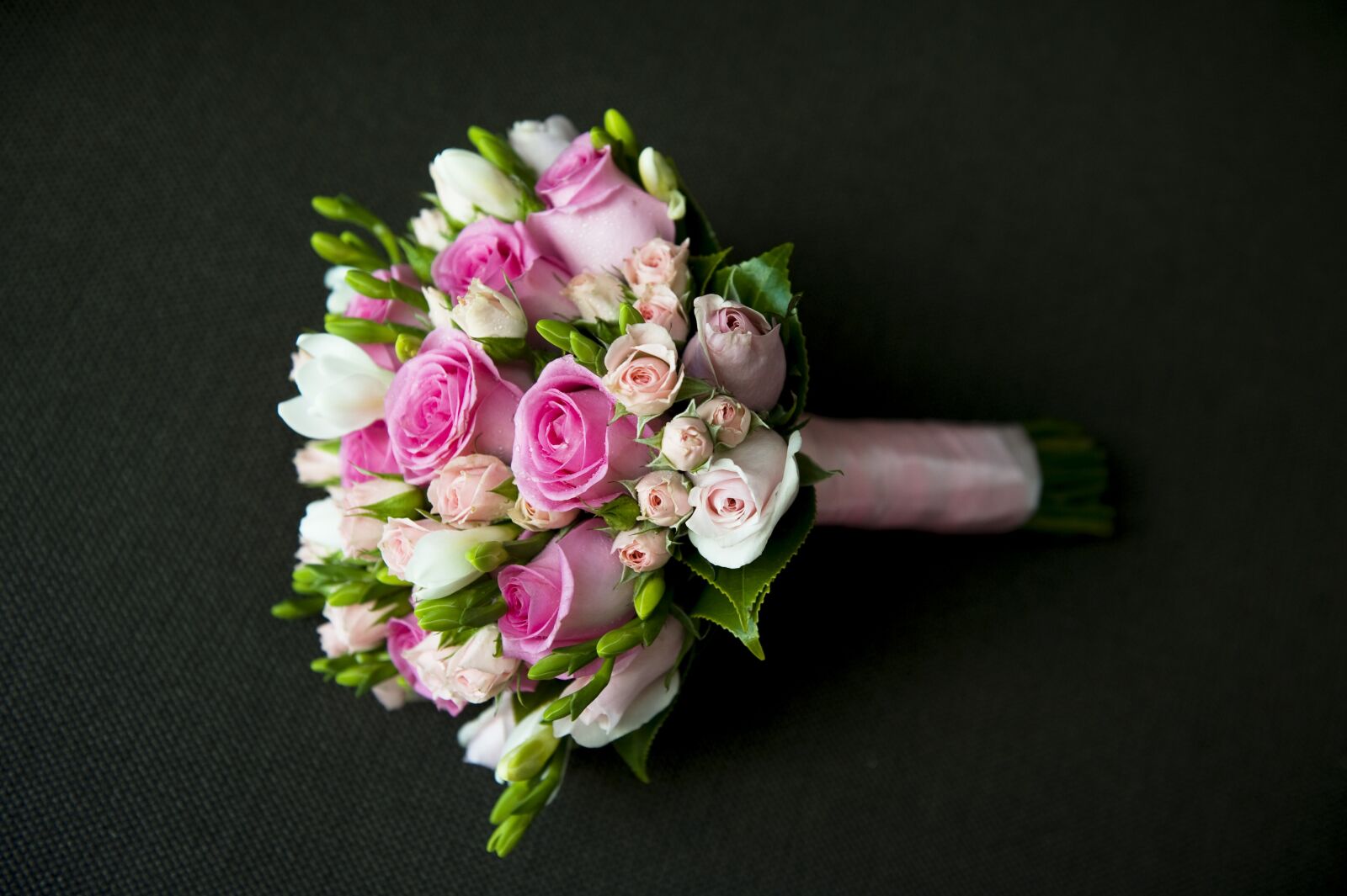 Nikon D700 sample photo. Wedding flowers, flowers, wedding photography