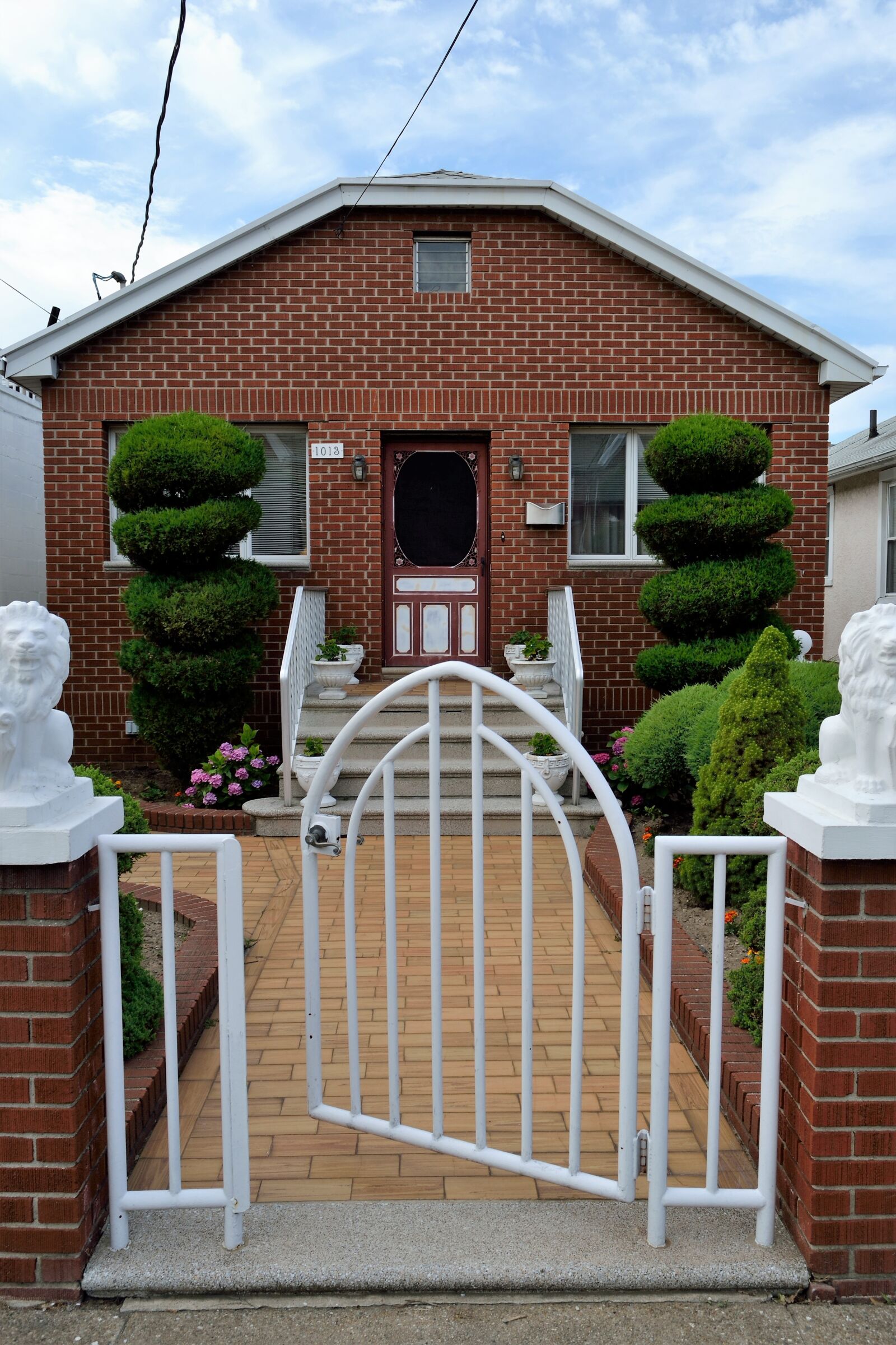 Nikon D3100 sample photo. House, home, residence photography